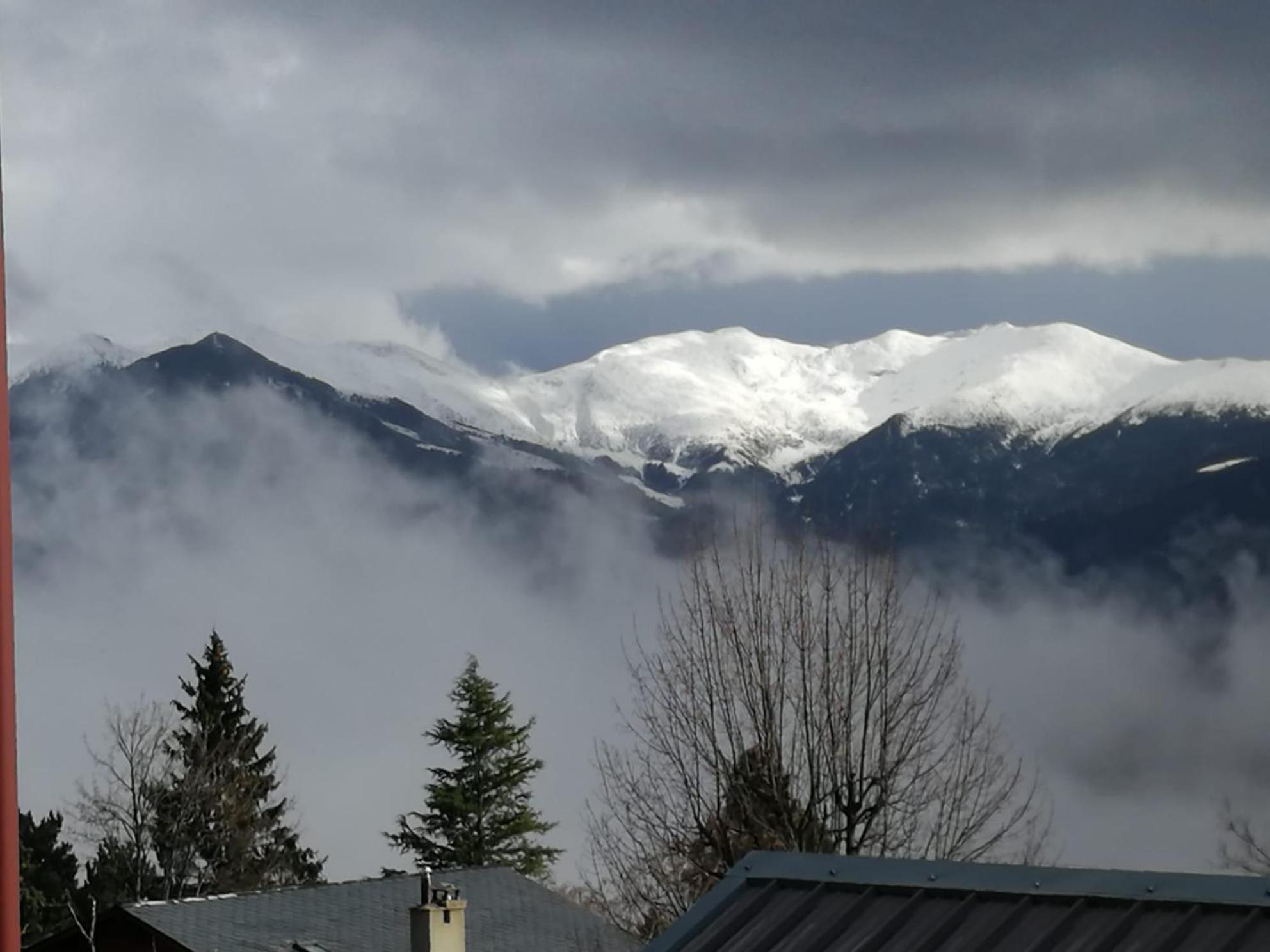 Pyrenees Catalanes Tres Joli Appartement 300M Telecabines Font-Romeu-Odeillo-Via Exterior photo